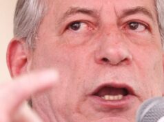 Ciro Gomes responsabiliza governador e ministro por tiros em escola
