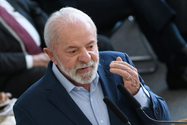 foto-lula-discurso.jpeg