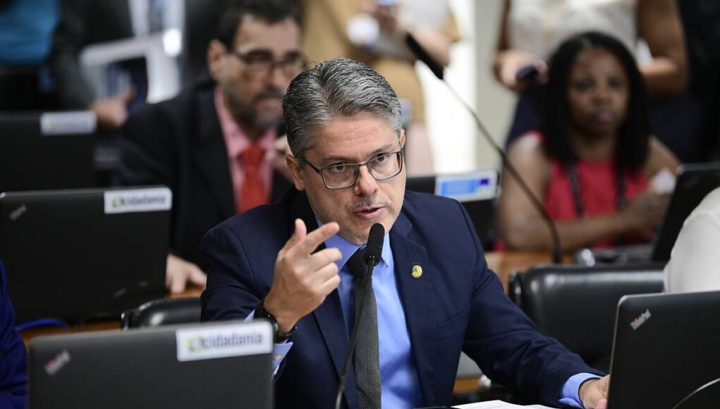 senador-alessandro-vieira-1.jpg