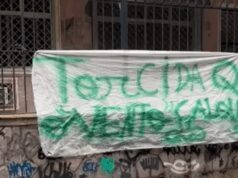 'Torcida que o vento calou': palmeirenses usam faixa provocando flamenguistas