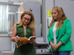 Flávia Moretti anuncia servidora com 30 anos de careira como secretária interina após morte de Antônio Pôssas de Carvalho