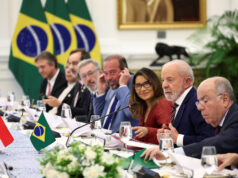 Lula confirma que disputará quarto mandato em 2026 – 23/10/2025 – Poder