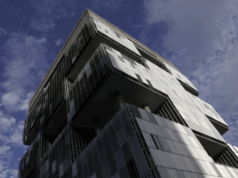 Petróleo seguirá em alta em meio a sanções contra Rússia? Como Petrobras é afetada?