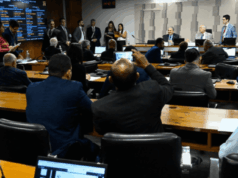 Votação da MP Fiscal na comissão mista é adiada para 15h30