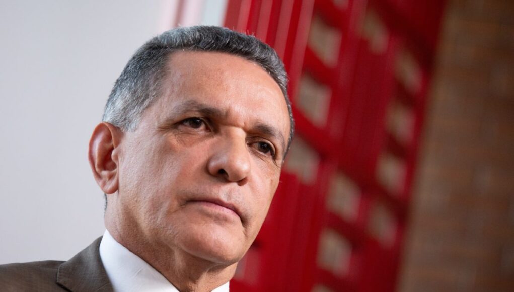 Entrevista-com-senador-Mecias-de-Jesus-no-estuCC81dio-do-portal-MetroCC81poles-8-1200x800.jpeg