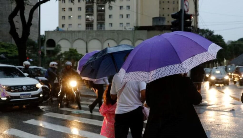 Frente-fria-deve-provocar-chuvas-em-SP-nesta-semana.-Veja-quando.jpg