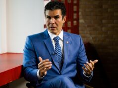 Helder Barbalho lidera corrida ao Senado pelo Pará