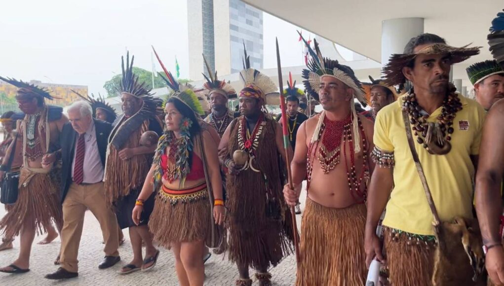 Indigenas-Planalto.jpg