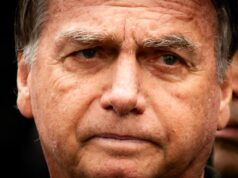 Bolsonaro completa 2 meses preso em casa