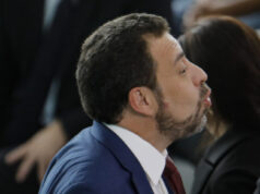 Lula anuncia Boulos como ministro da Secretaria Geral da Presidência