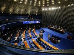 Senado aprova MP do setor elétrico e texto vai à sanção