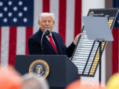 “Em algum momento, irei ao Brasil”, diz Trump após ligação com Lula