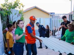 Prefeitura de Várzea Grande inicia entrega de kits emergenciais às famílias atingidas por vendaval – Prefeitura de Várzea Grande inicia entrega de kits emergenciais às famílias atingidas por vendaval