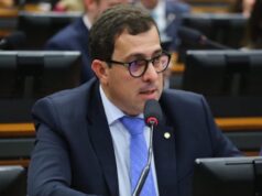 Impasse entre governo e Congresso adia análise da LDO para 21 de outubro