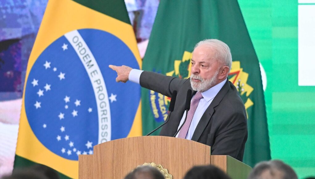 lula-reforma-casa-brasil.jpeg