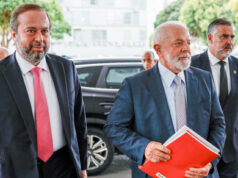 Lula se reúne com ministro de Minas e Energia após apagão no país