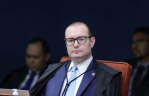 Zanin vota para condenar núcleo da “desinformação”