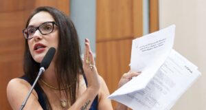 Filha de Riva é cortejada para subir em vários palanques, diz site