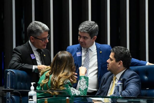 Alessandro-Vieira-Dorinha-Seabra-Randolfe-Rodrigues-Davi-Alcolumbre-Foto-Carlos-Moura-Agencia-Senado.jpeg