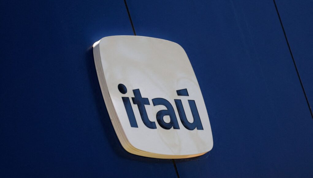 Itau_Logo.jpg