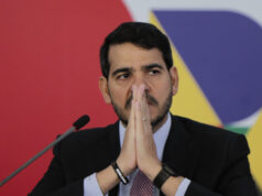 Lula indica Jorge Messias para vaga de Barroso no Supremo