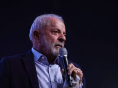 Lula dá parabéns a Kast por vitória na eleição presidencial do Chile
