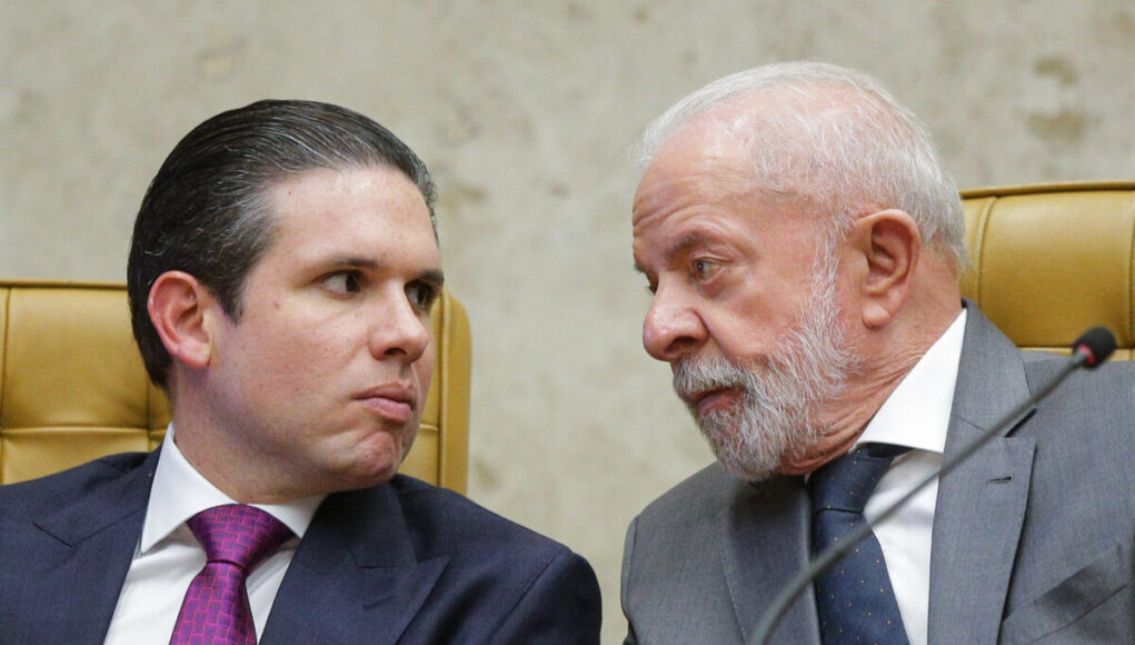 Presidente-Lula-e-Hugo-Motta.-O-ministro-Edson-Fachin-assume-a-presidencia-do-Supremo-Tribunal-Feder.jpeg