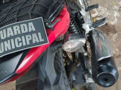 GM detém motociclista sem CNH e conduzindo motocicleta sem placa – GM detém motociclista sem CNH e conduzindo motocicleta sem placa