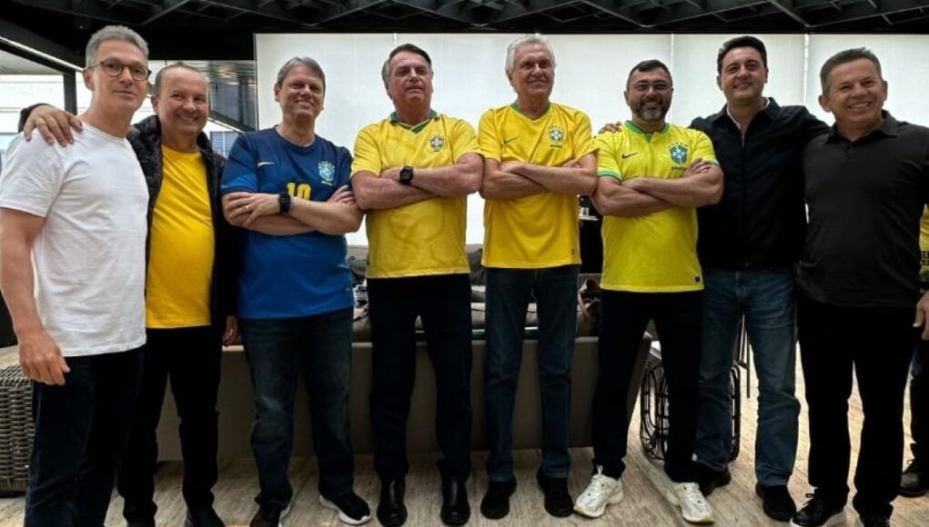 ato-bolsonarista-na-paulista-6-de-abril-bolsonaro-e-governadores.jpg