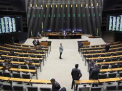 Câmara aprova gastos fora da meta de até R$ 5 bilhões por ano