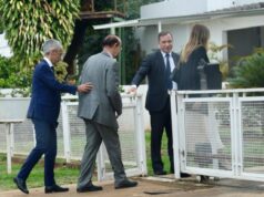 Mauro Cid retira tornozeleira eletrônica e inicia cumprimento de pena