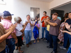 Prefeitura de Rondonópolis | Prefeito inaugura centro comunitário no Jd. das Flores e homenageia pioneira