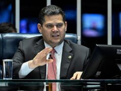 Alcolumbre critica demora em envio da indicação de Messias ao Senado