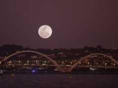 Maior superlua do ano será vista nesta semana; saiba como observar