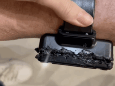 Bolsonaro diz em vídeo que usou ferro de solda em tornozeleira