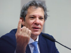 Haddad avisa a Lula que deixará Fazenda ano que vem