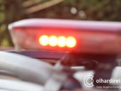 Homem é encontrado morto ao lado de moto e polícia suspeita de AVC ou infarto