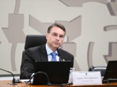 Rejeição a Flávio Bolsonaro é maior que a governadores da direita, aponta Datafolha – CartaCapital