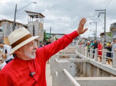 Contra Flávio Bolsonaro, Lula tem mais condições de reeditar a frente que o elegeu em 2022 – CartaCapital