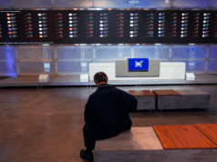 Ibovespa titubeia com política monetária em foco sem tirar Brasília do radar