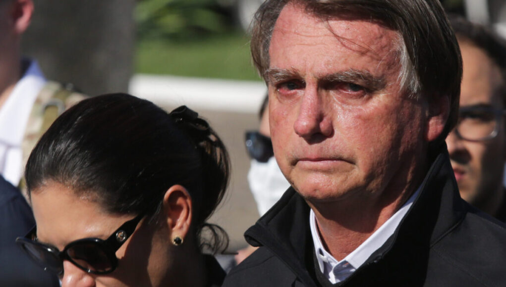 Ex-presidente-Jair-Bolsonaro-e-MIchelle-Bolsonaro-Metropoles-1-scaled-e1766687355600.jpg
