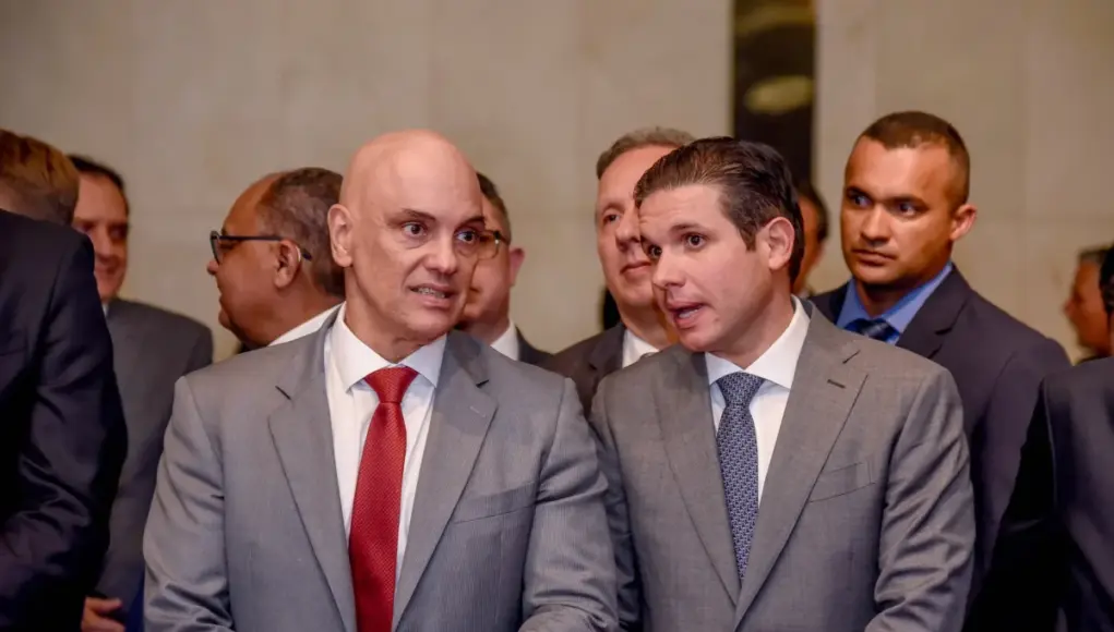 Hugo_Motta_Alexandre_Moraes.jpg-1200x800.webp.webp