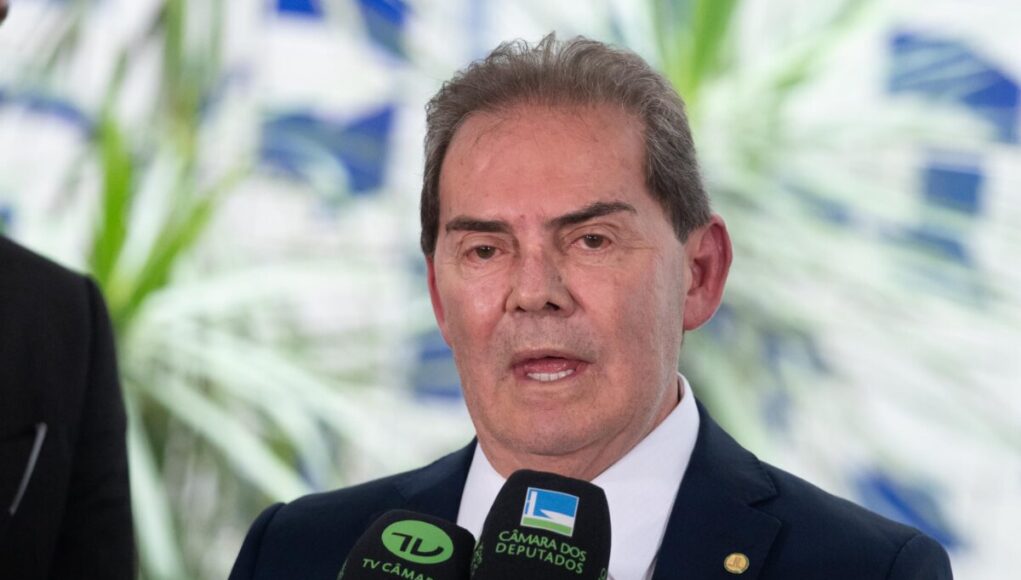 O-relator-do-Projeto-de-Lei-da-Dosimetria-deputado-Paulinho-da-Forca-Solidariedade-SP-concede-coleti.jpeg