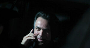 Após encontro na casa de Flávio, líderes do Centrão vão consultar bancadas sobre apoio