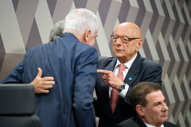 Otto-Alencar-e-Esperidiao-Amin-Foto-Saulo-Cruz-Agencia-Senado.jpg
