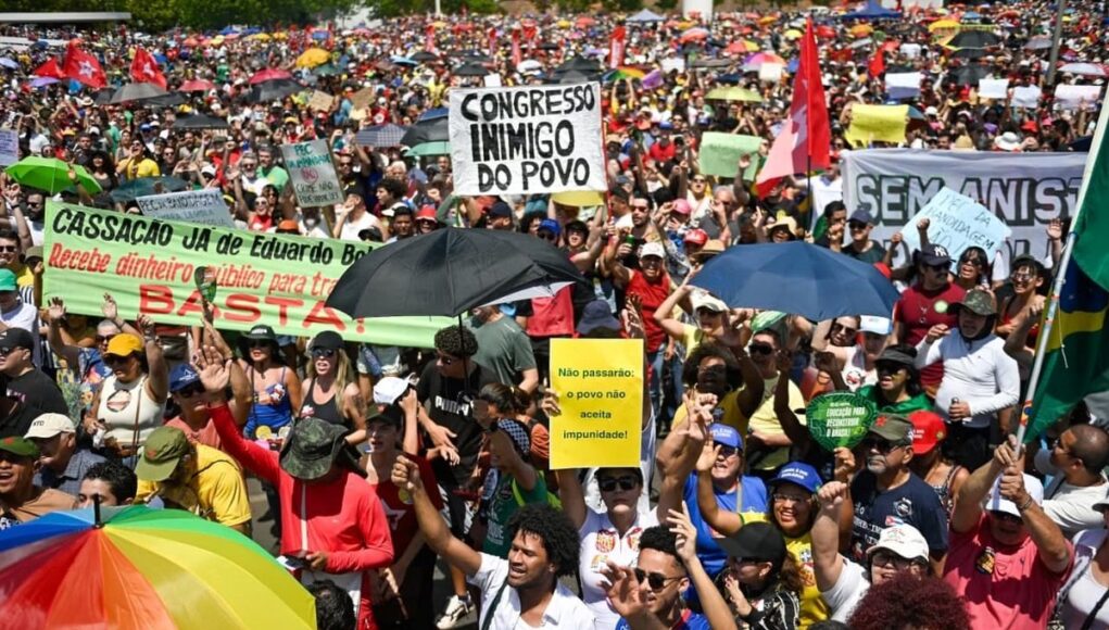 PL-da-Dosimetria-manifestantes-fazem-atos-contra-o-Congresso-neste-domingo-1.jpg
