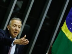 Hugo Motta anuncia relator de projeto que corta benefícios tributários