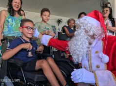Aluno do Centro João Ribeiro ganha cadeiras de rodas da campanha solidária dos Correios – Aluno do Centro João Ribeiro ganha cadeiras de rodas da campanha solidária dos Correios