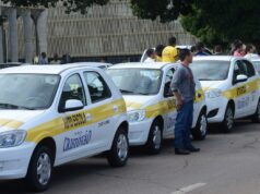 Contran aprova fim de aulas obrigatórias em autoescolas para tirar CNH