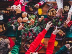 Vai trabalhar na escala de Natal ou de Ano-Novo? Saiba seus direitos